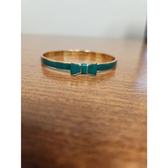 Kate Spade Green and Goldtone bow bangle  (PF) - Picture 4 of 5